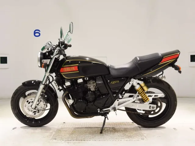 Yamaha XJR400R 1995, red | black, фото 2
