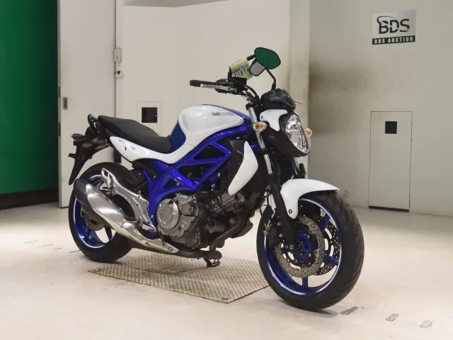 Suzuki Gladius 400 ABS 2013, white | blue, фото 3