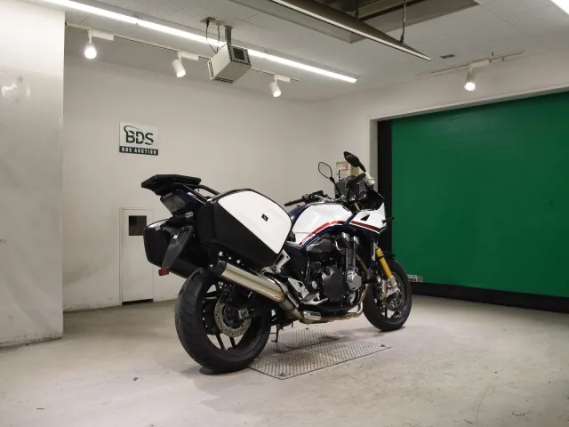 Honda CB1300 2019, white | blue, фото 5