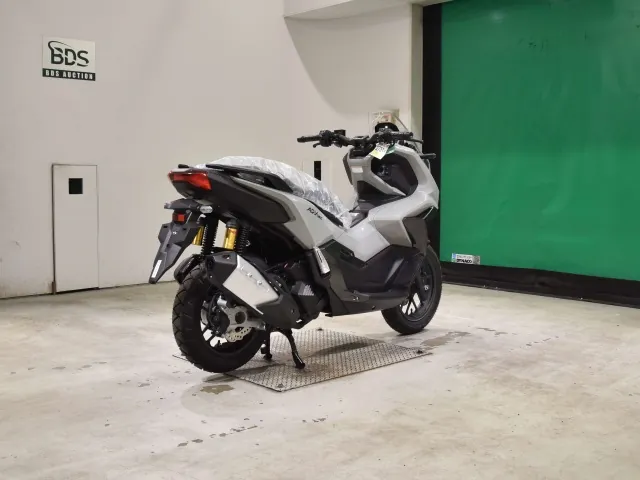 Honda ADV160, серый, фото 5