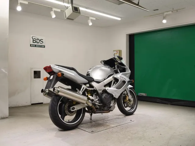 Honda VTR1000F 1997, серебристый, фото 5
