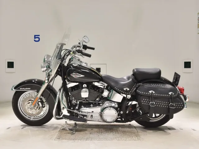 Harley-Davidson FLSTC1580 2009, чёрный, фото 2