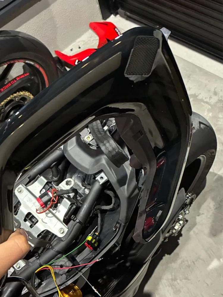 Ducati Panigale V2 2023, фото 10