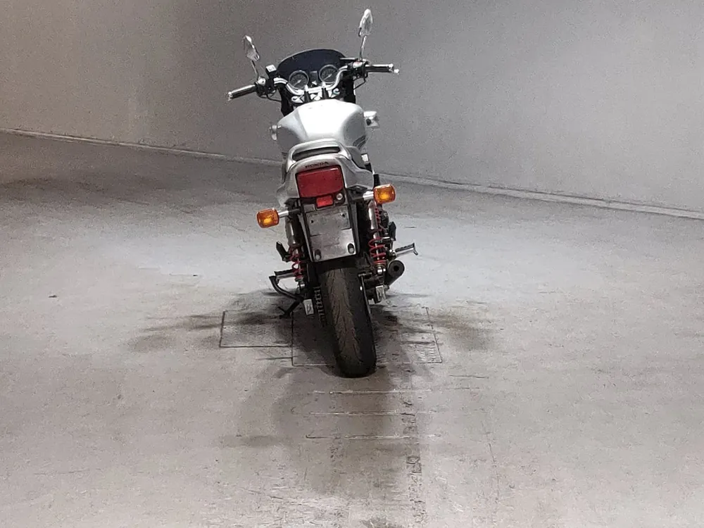 Honda CB750 2007, серебристый, фото 4
