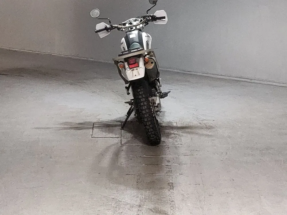 Yamaha Serow 250, белый, зелёный, фото 4