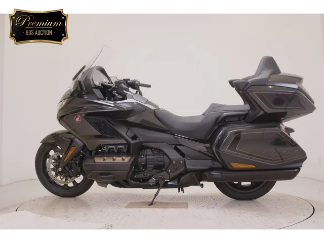 Honda GL1800 2026, чёрный, gunmetal, фото 2