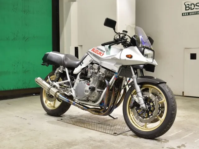 Suzuki GSX1100S Katana 1997, серебристый, фото 3