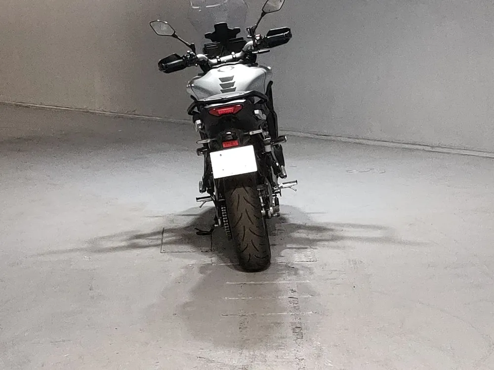 Yamaha Tracer 9 GT 2022, серебристый, фото 4