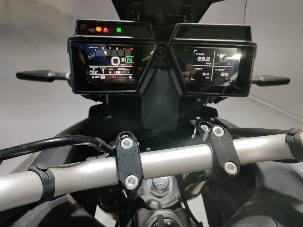 Yamaha Tracer 9 GT 2022, серебристый, фото 5