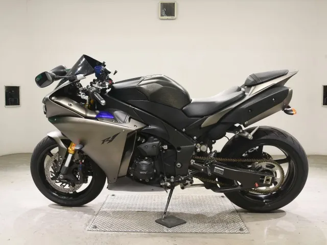 Yamaha YZF-R1 2013, matt gun, фото 2