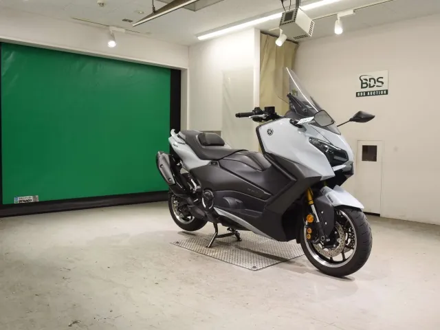 Yamaha T-Max560T 2025, серый, фото 3