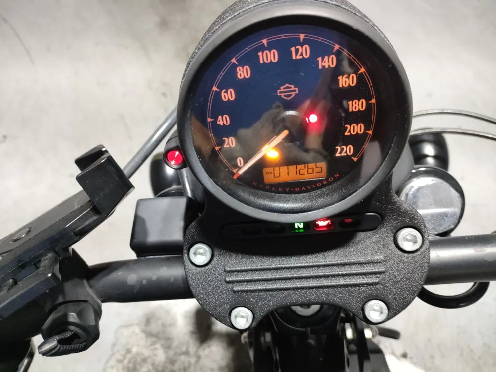 Harley-Davidson XL883N 2015, чёрный, фото 5