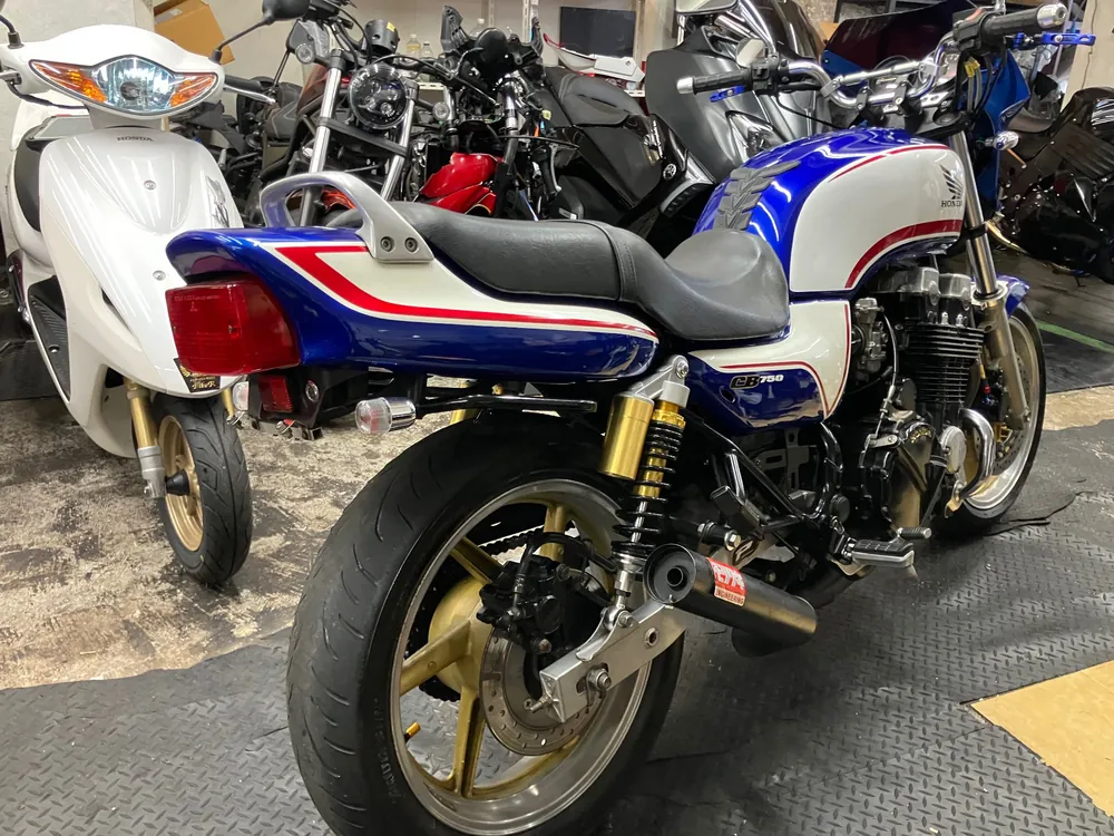 Honda CB750 2000, белый, синий, фото 4