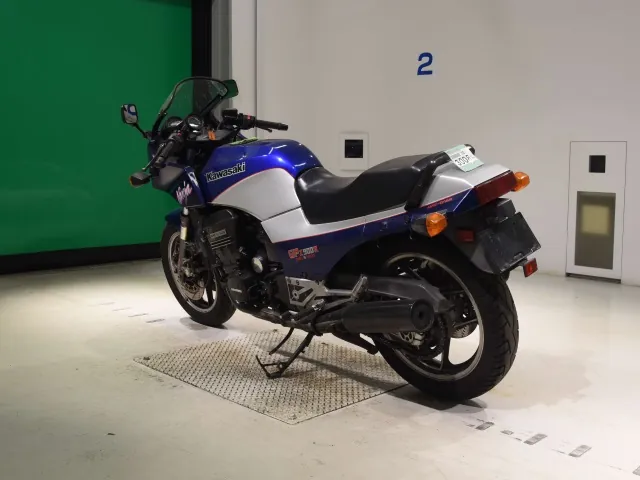Kawasaki GPZ900R Ninja 1984, blue | silver, фото 6