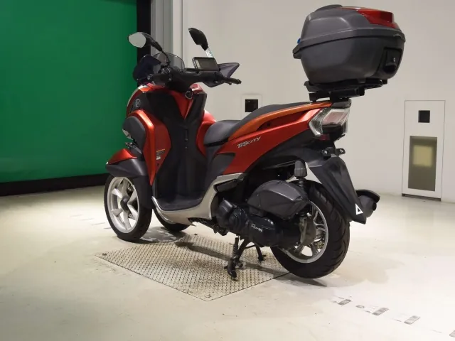 Yamaha Tricity 125, красный, фото 6