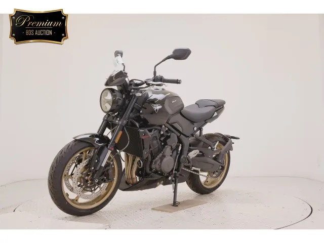 Triumph Trident 800 2026, чёрный, фото 4