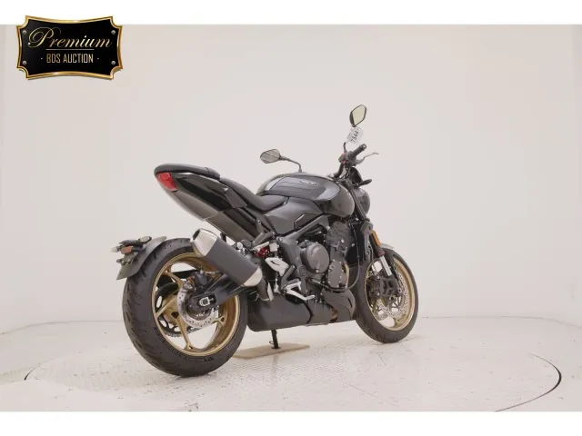Triumph Trident 800 2026, чёрный, фото 5