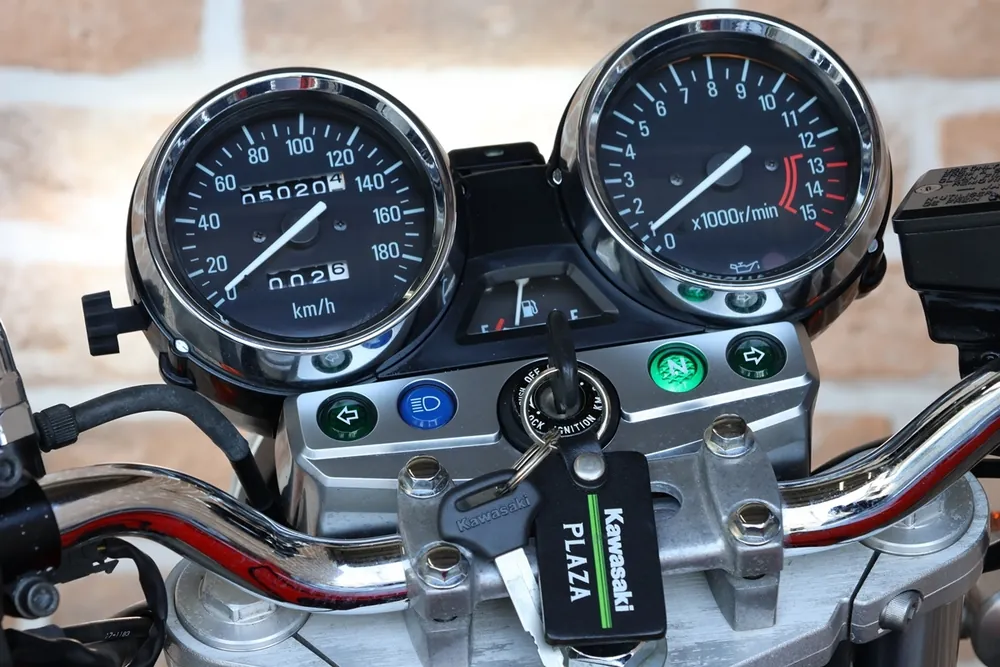 Kawasaki Zephyr 400 Chi 2009, фото 7