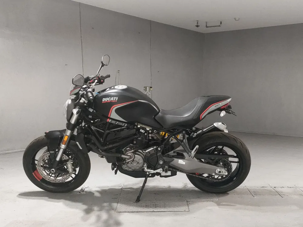 Ducati Monstar 821 2019, чёрный, фото 2