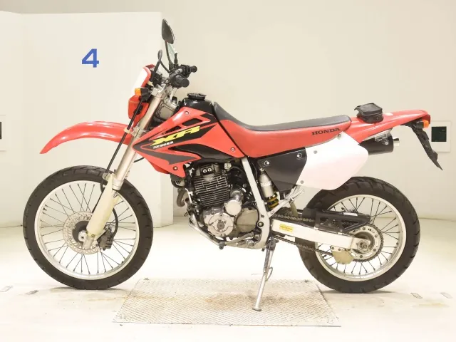 Honda XR250, красный, чёрный, фото 2