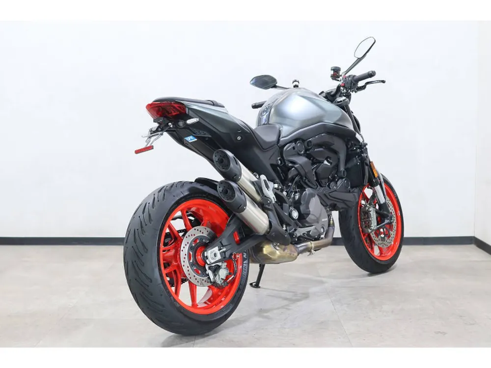 Ducati Monster 937 Plus 2023, фото 3