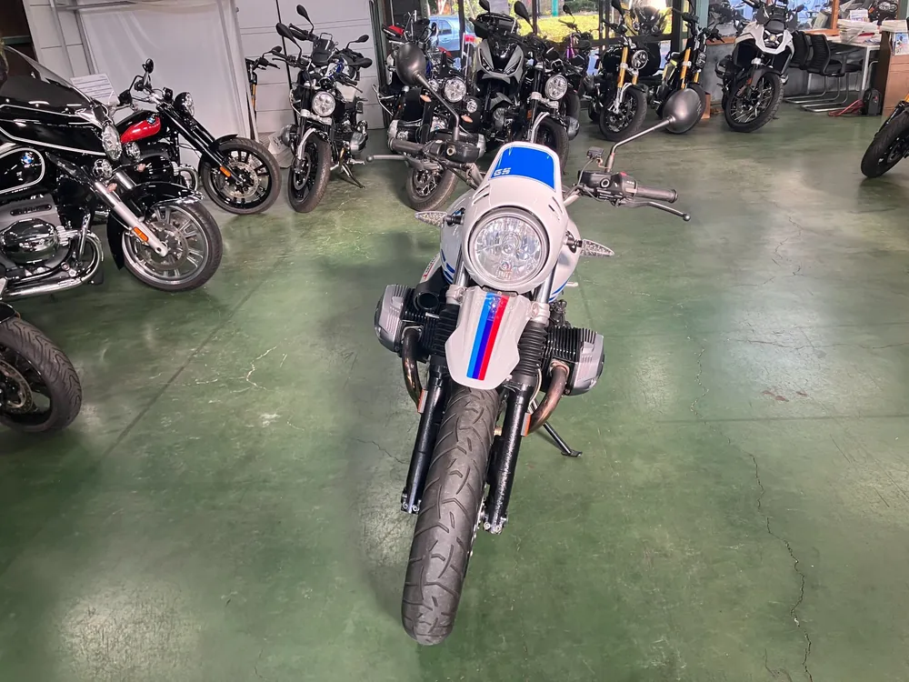 BMW R Nine T 2018, white / blue, фото 3