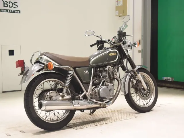 Yamaha SR400 2014, зелёный, фото 5