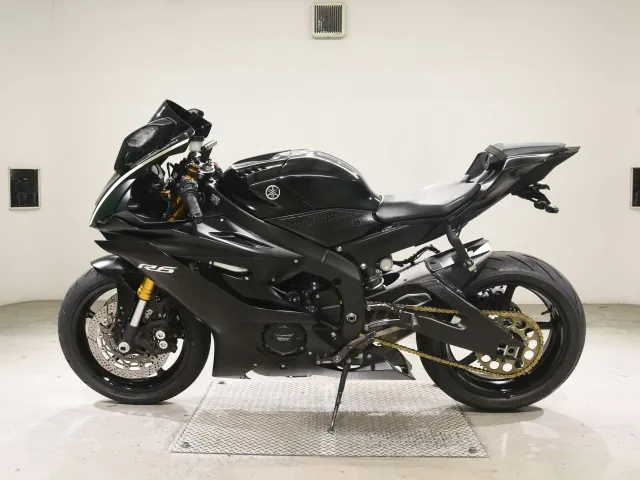 Yamaha 6 2020, чёрный, фото 2