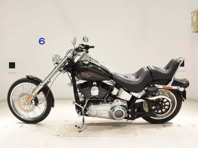 Harley-Davidson FXSTC1580 2007, чёрный, фото 2