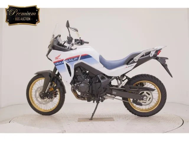 Honda XL750 Transalp 2026, белый, фото 2