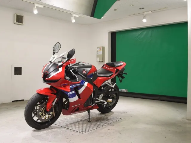 Honda CBR600RR 2021, белый, красный, синий, фото 4