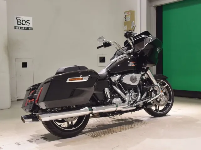 Harley-Davidson FLTRX1920 2026, чёрный, фото 5