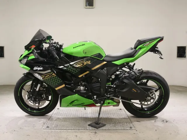 Kawasaki Zx-6Ra 2020, чёрный, зелёный, фото 2