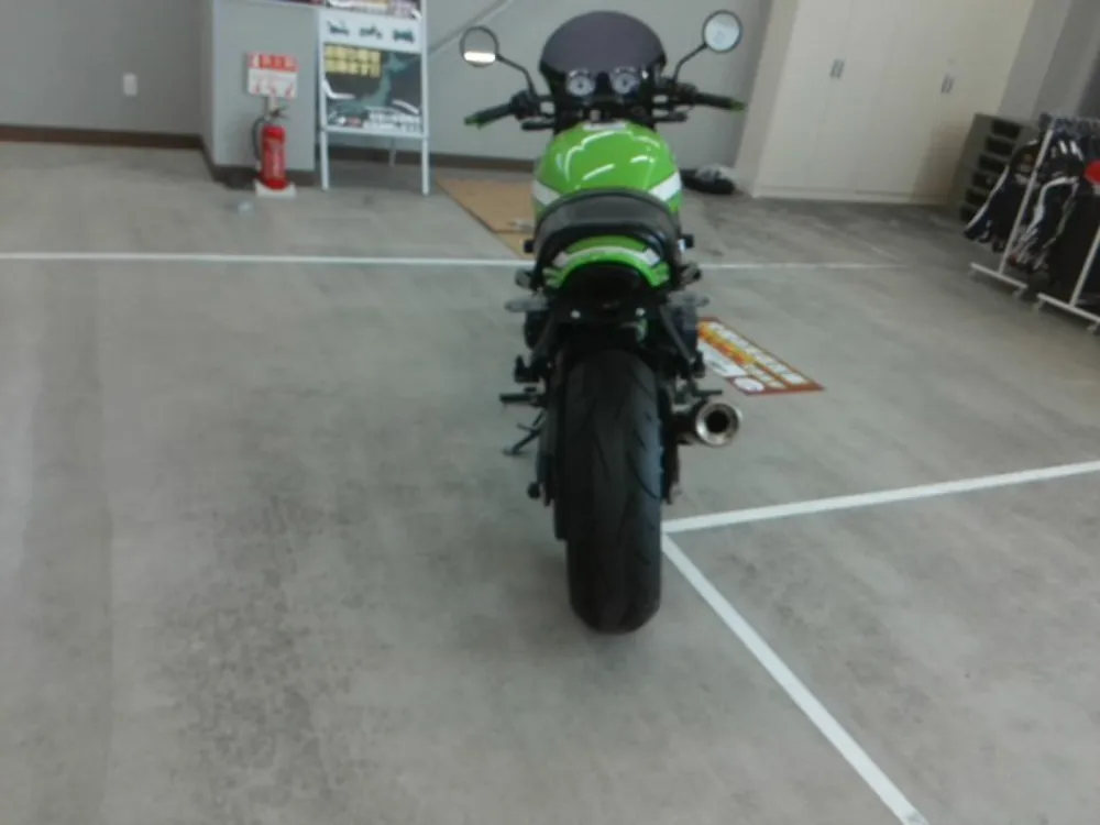 Kawasaki Z900RS 2018, зелёный, фото 5
