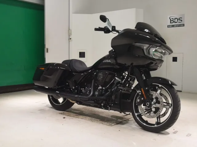 Harley-Davidson FLTRX1920 2026, чёрный, фото 3