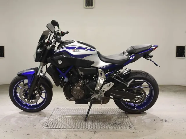 Yamaha MT-07 2019, серебристый, фото 2