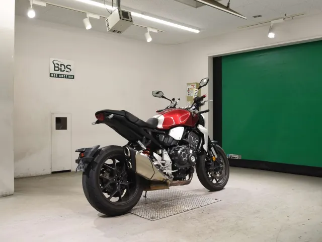 Honda CB1000R 2019, красный, фото 5