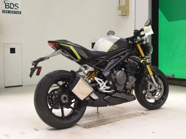 Triumph Speed Triple RS 2026, silver | gunmetal, фото 5