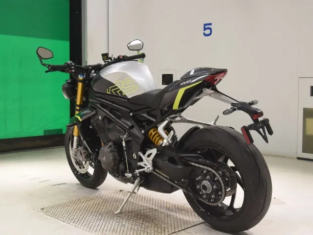 Triumph Speed Triple RS 2026, silver | gunmetal, фото 6