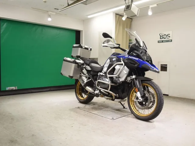 BMW R1250Gs Adventure 2019, белый, красный, синий, фото 3