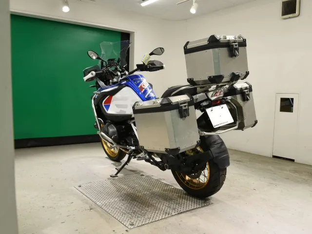 BMW R1250Gs Adventure 2019, белый, красный, синий, фото 6