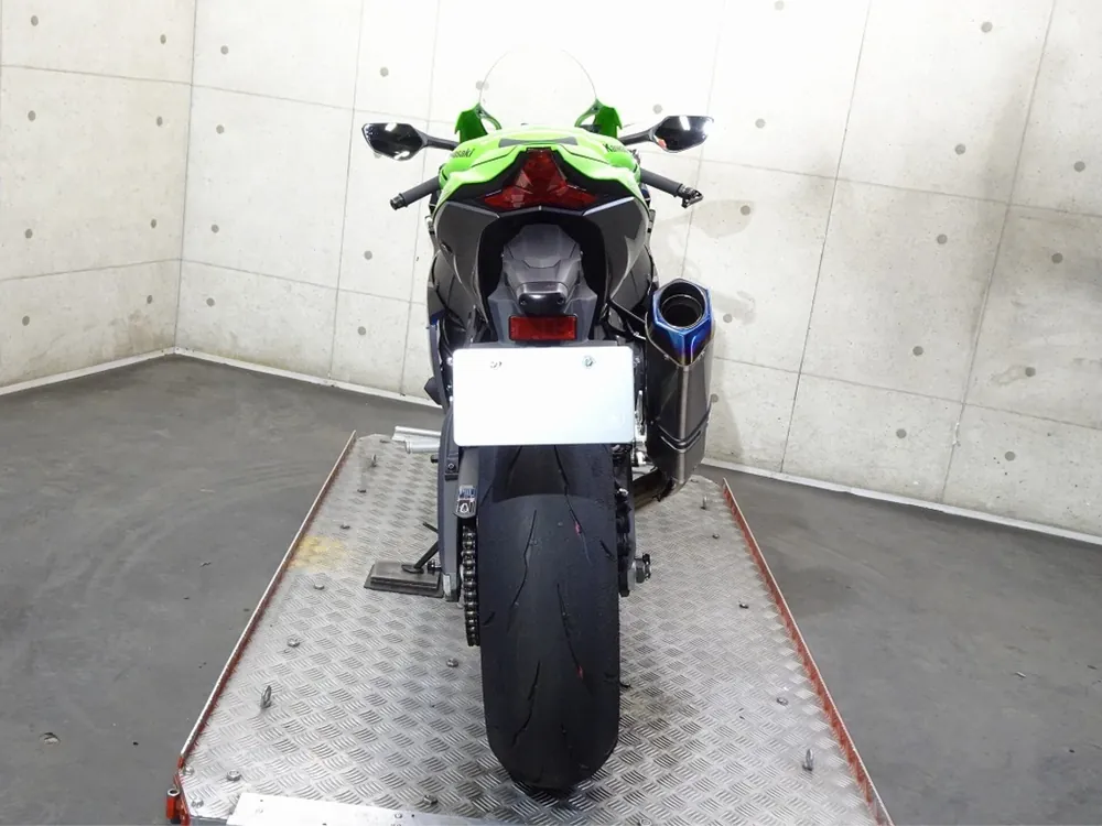 Kawasaki ZX-10RA 2019, black/green, фото 7
