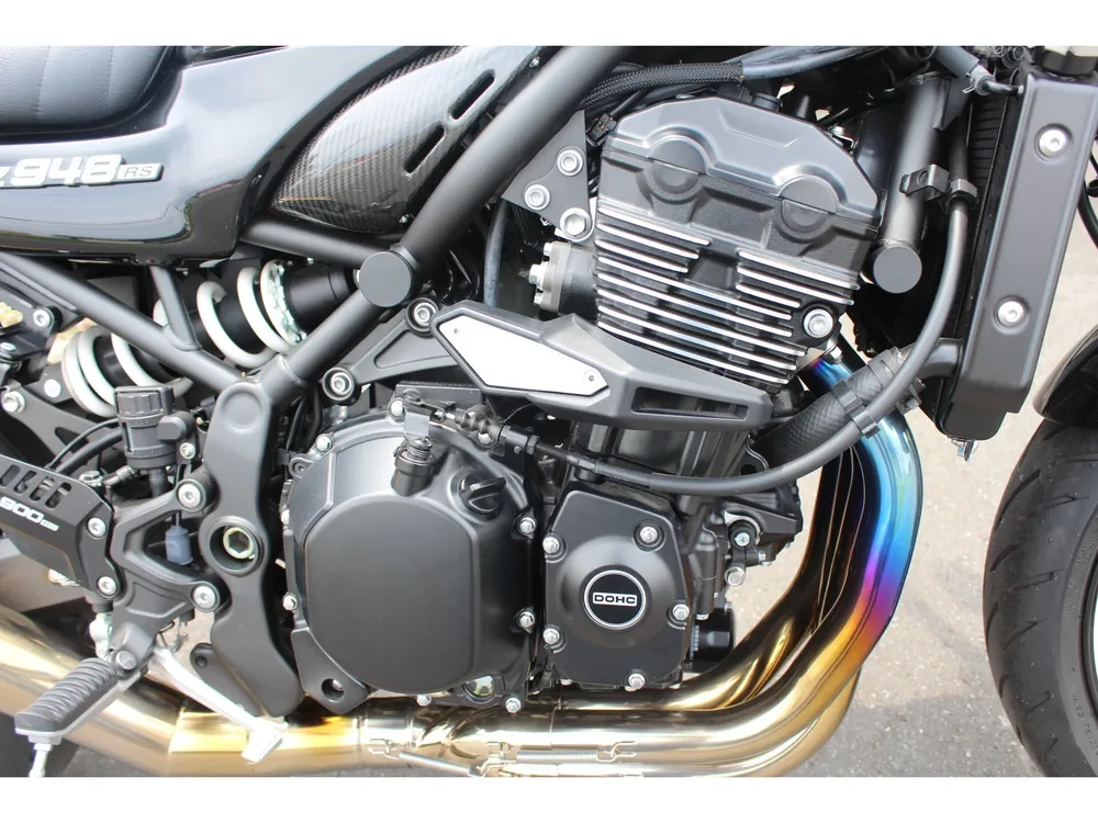 Kawasaki Z900RS 2021, чёрный, фото 4