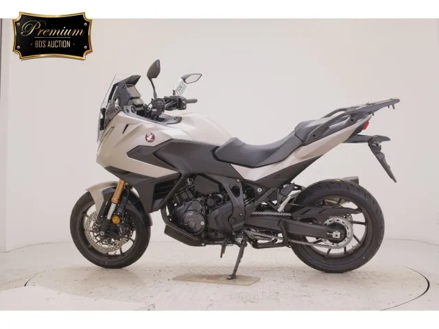 Honda NT1100 2026, золотистый, фото 2