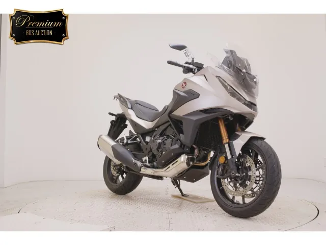 Honda NT1100 2026, золотистый, фото 3