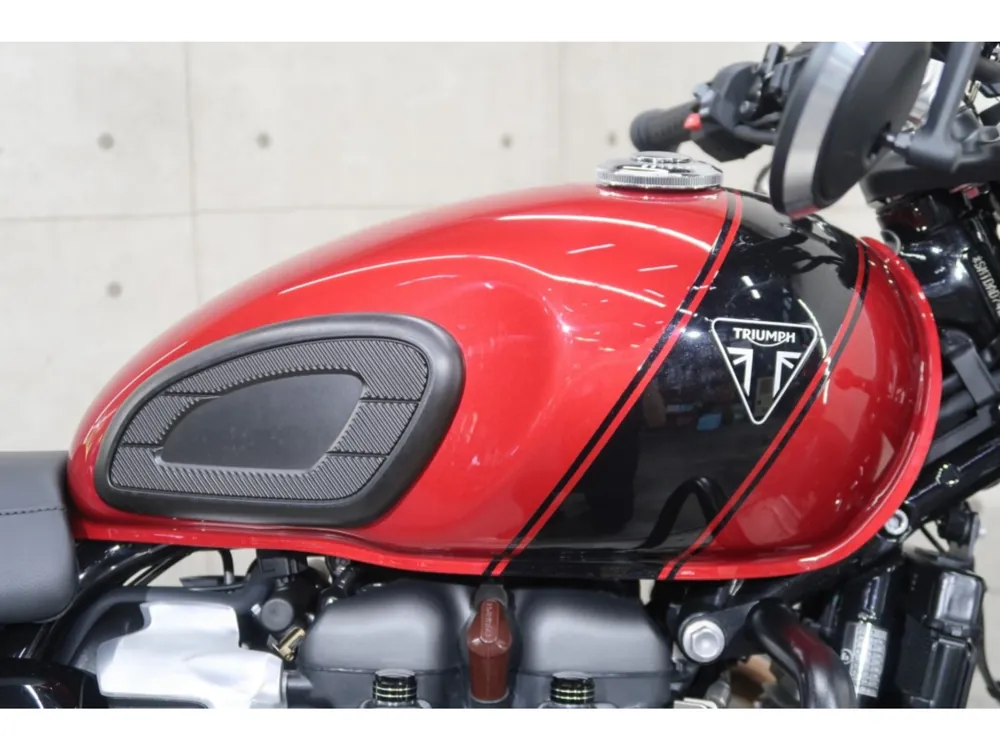 Triumph Street Twin 2024, red/ black, фото 11