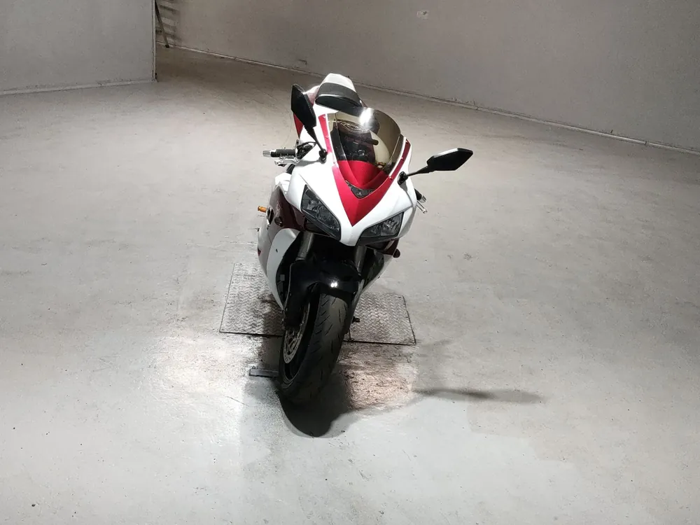 Honda CBR1000RR, white / red, фото 3