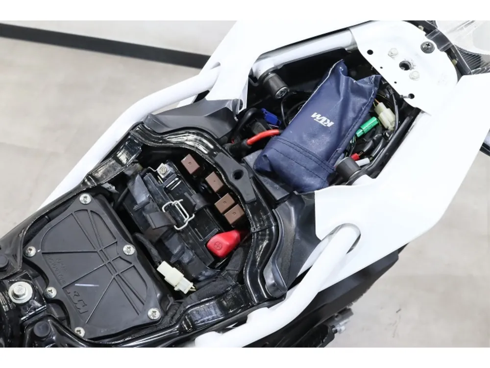 KTM 390 Duke 2018, оранжевый, фото 16