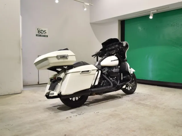 Harley-Davidson FLHXS1750 2019, белый, фото 5