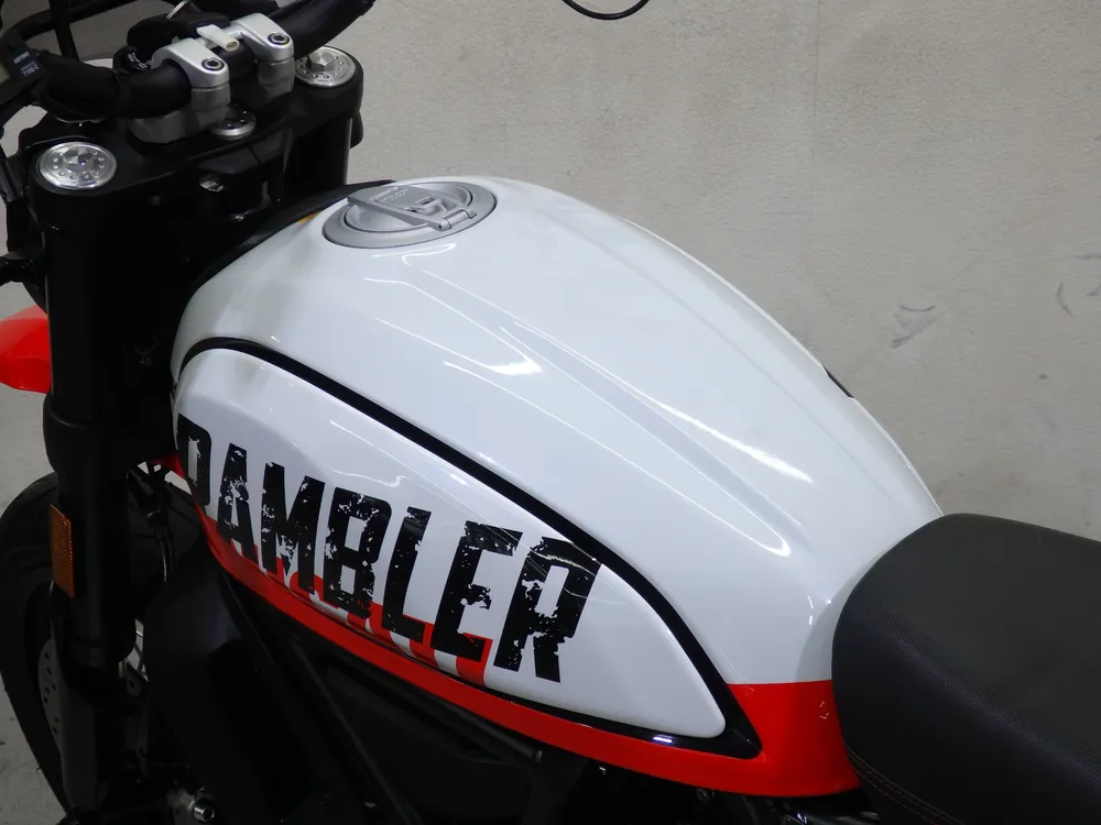 Ducati Scrambler Urban Motard 2023, white / red, фото 12